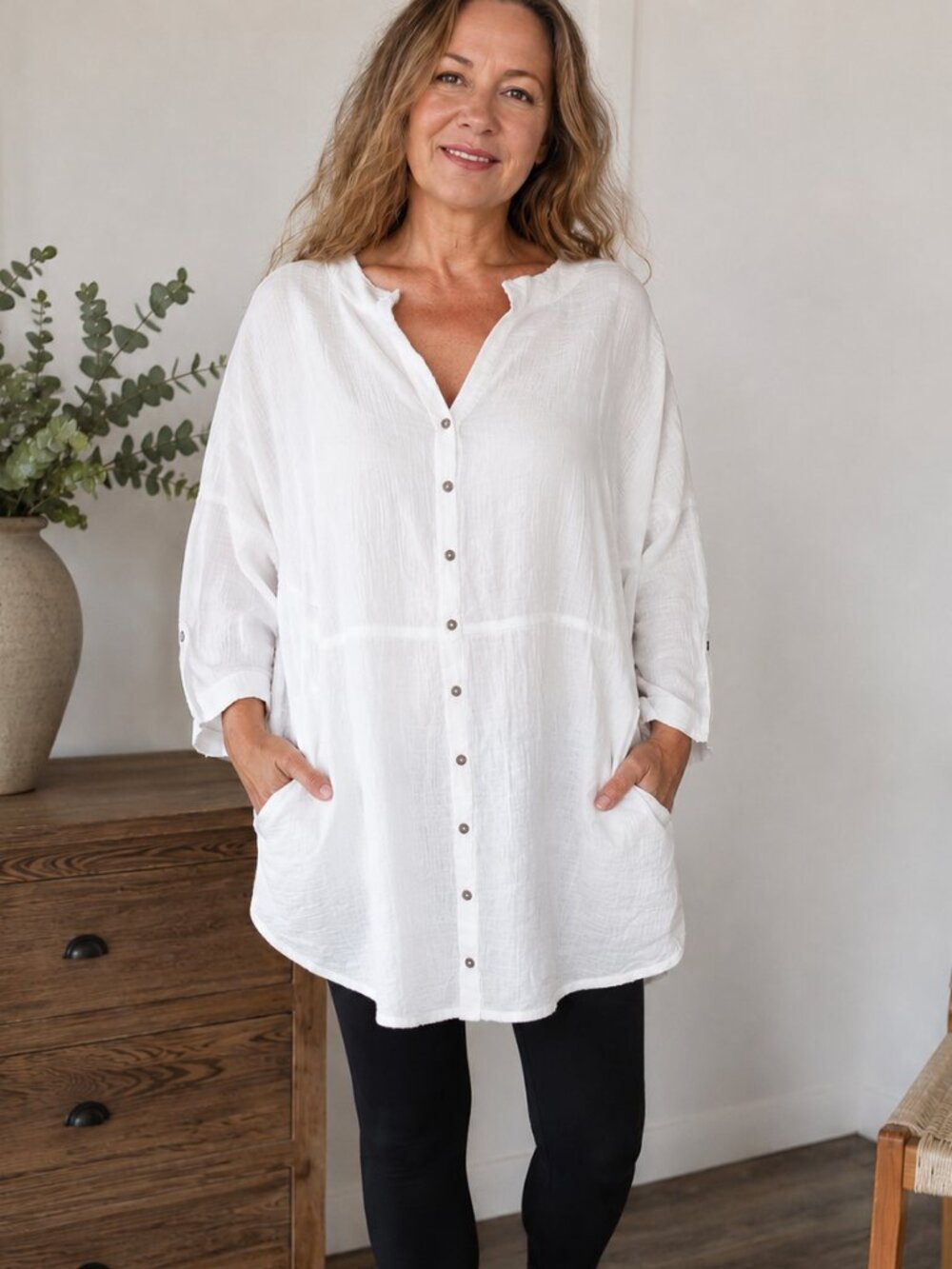 Reverof Gauze Tunic Buttoned Down Blouse with Pockets Elegant White Color